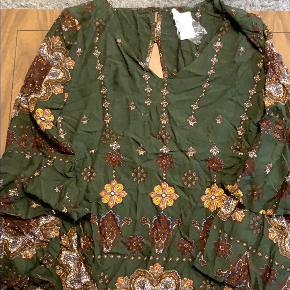 Size Large boho green floral minidress